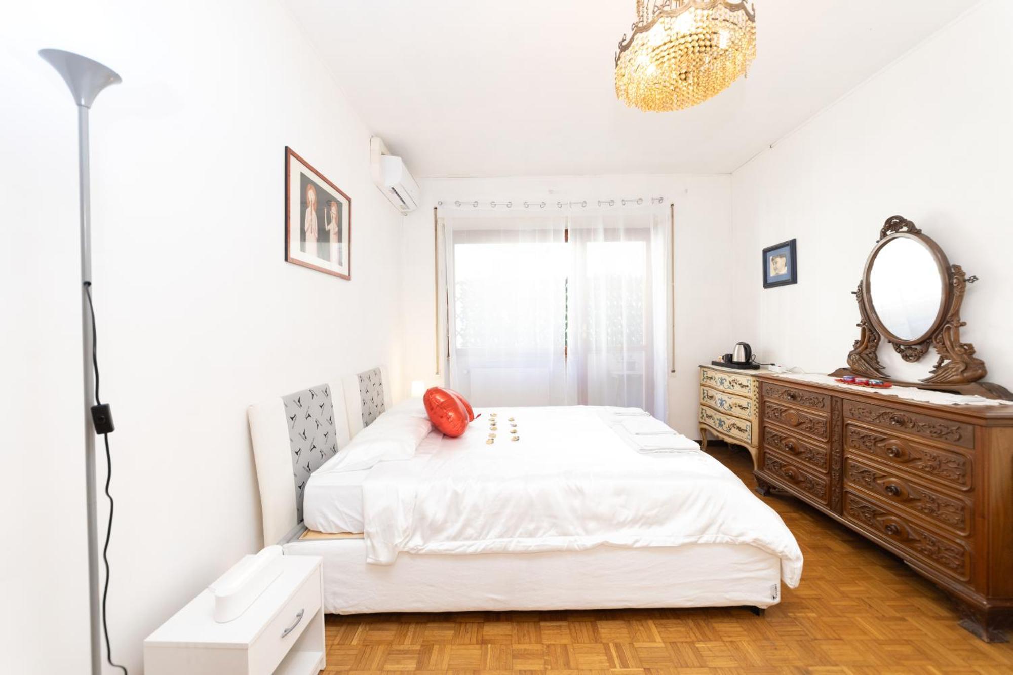 Апартаменты Rachele'S Charming House In The Heart Of Рим Экстерьер фото
